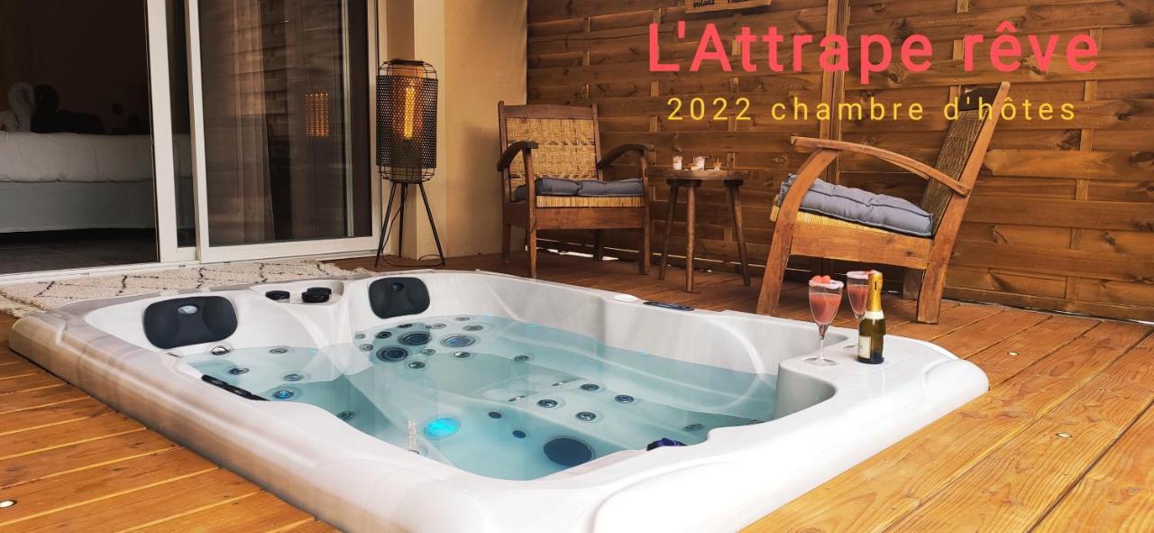 Magnifique Cottage Haut De Gamme Avec Jacuzzi L'Attrape Reve Les Plantiers Dış mekan fotoğraf